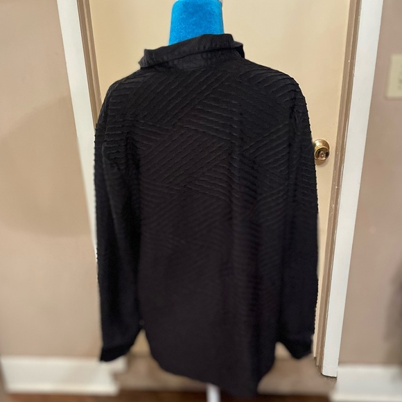 Chicos black blouse front button 90% polyester Chicos size 3 - Picture 5 of 9